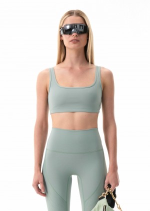 Iceberg Green P.E Nation Amplify Sports Bra | DAYEGJU-12